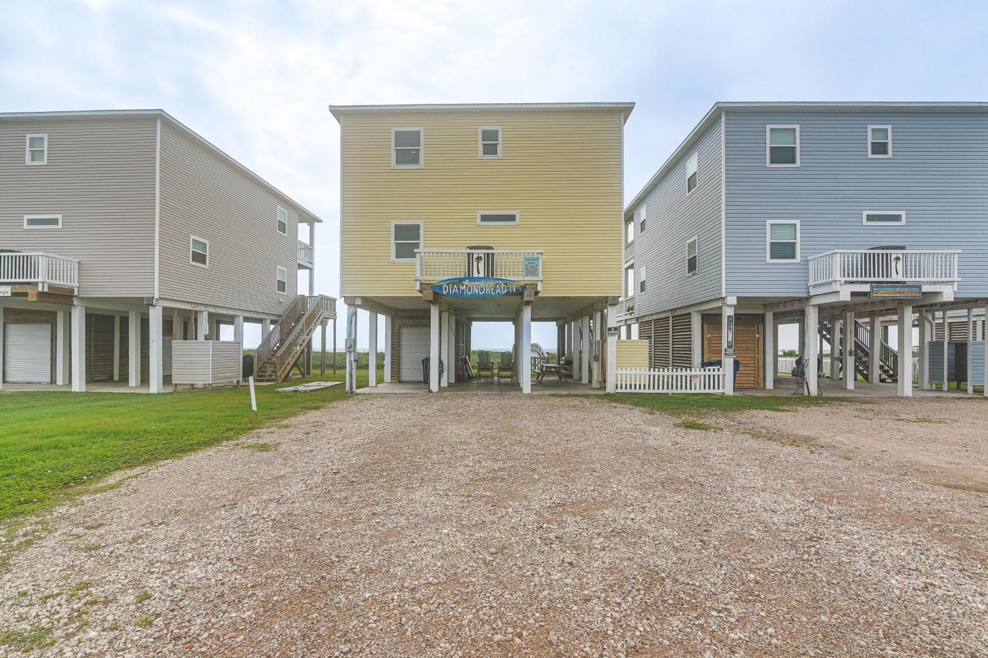 Beachfront Texas Retreat - 2 Decks, Patio And Views! Surfside Beach Exteriör bild